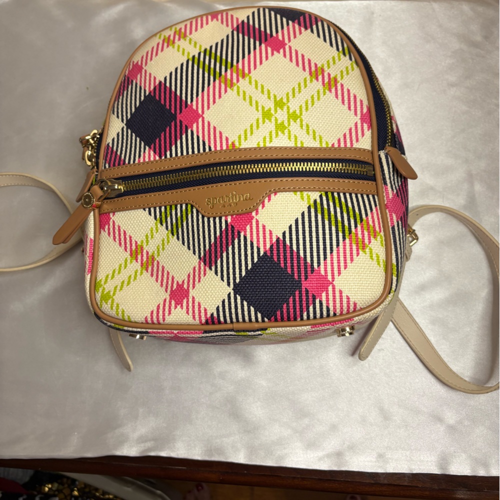 Spartina 449 classic pattern book bag. Two very small cracks pictured